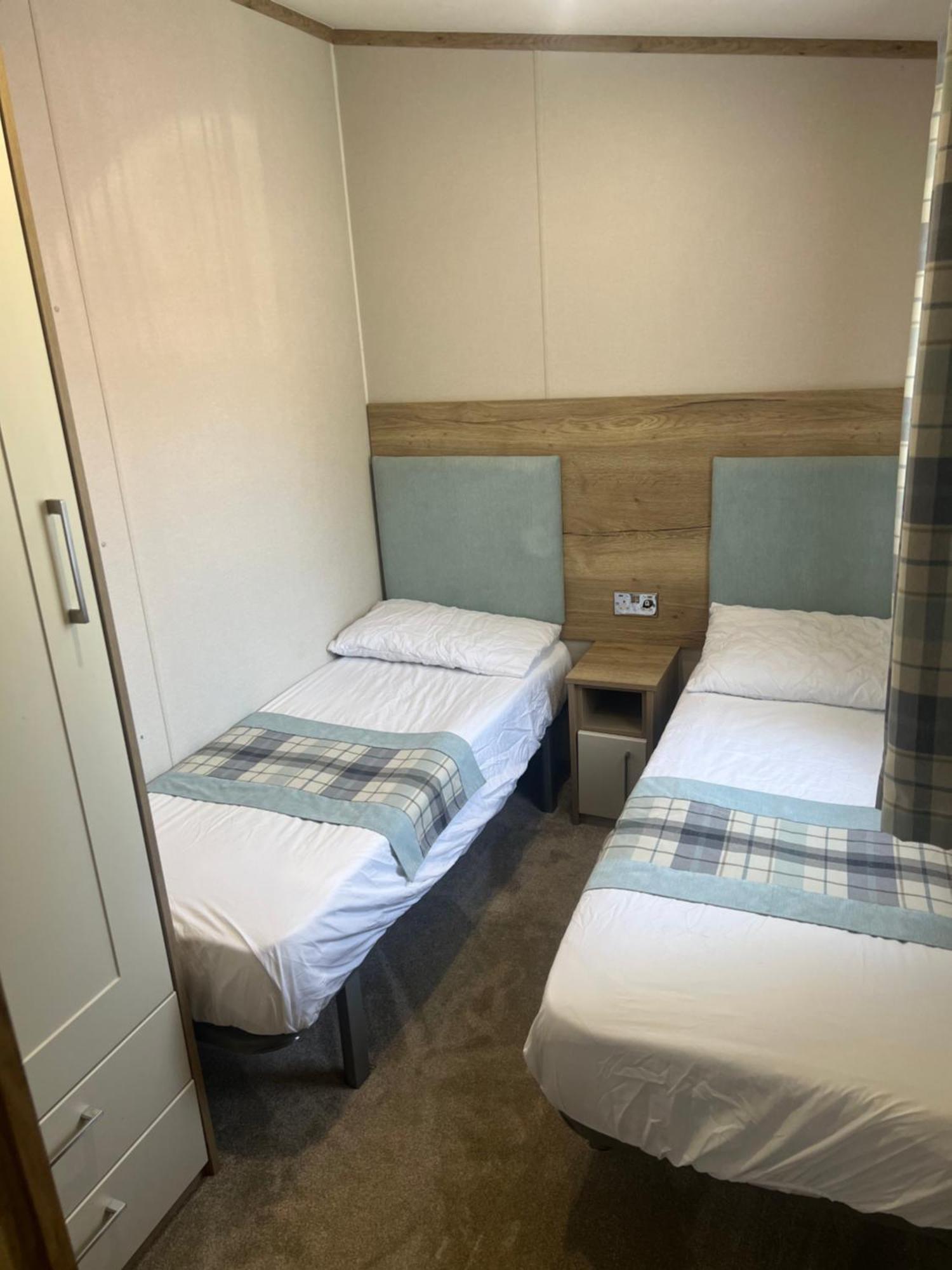 Family Fun Getaway Holiday Home ノーザンプトン エクステリア 写真